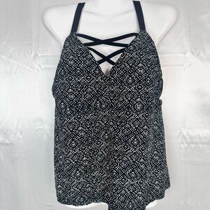 Ava & Viv Black and White‎ Asymmetrical Cut Out Tankini Top Size 16W